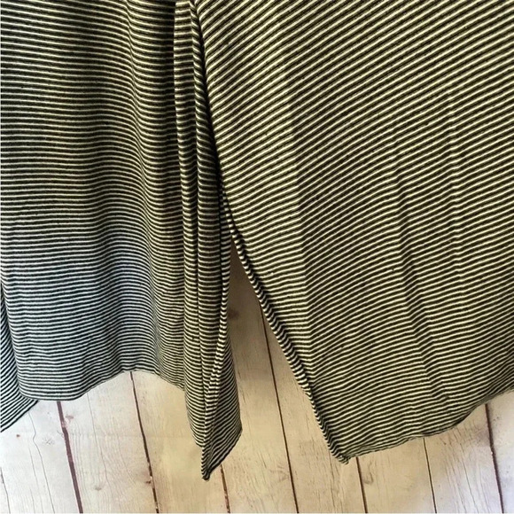 Anthropologie Roffe Boho Black & White Micro Striped Long Sweeper Cardigan - Picture 6 of 8